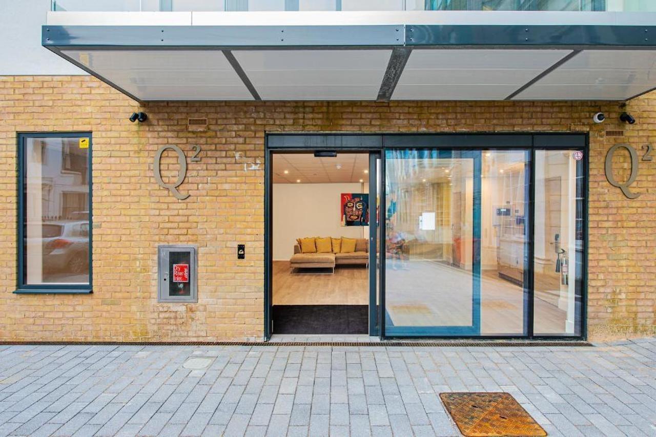 Q Square By Supercity Aparthotels Brighton Exterior photo